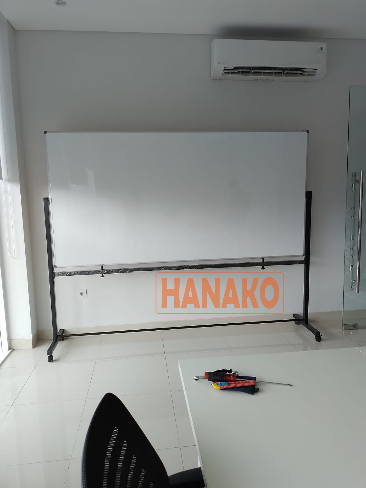 Papan Tulis Whiteboard Standing 120x240 Magnetic BSI