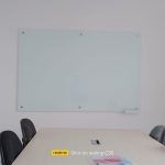 Harga Jual Papan Tulis Kaca Glassboard di Jakarta Selatan