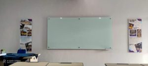 Jual Papan Tulis Kaca Glassboard Sekolah di Jakarta Barat