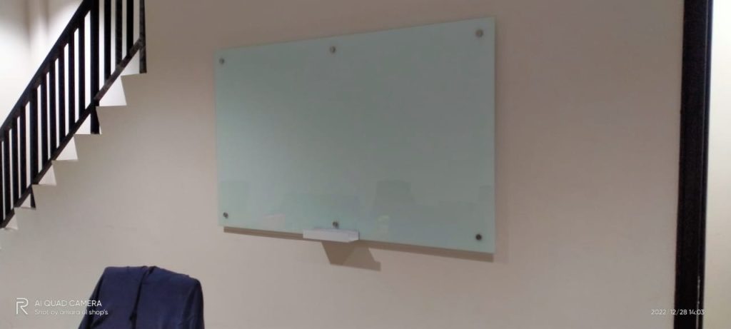 jual Papan Tulis Kaca Glassboard 120x240 jakarta selatan