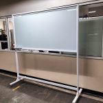 Jual Papan Tulis Kaca Glassboard Standing Sekolah di Jakarta