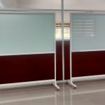 Papan Tulis Kaca Glassboard Standing di Jakarta Timur