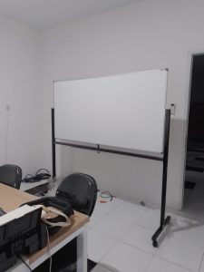 Papan Tulis Whiteboard Standing 60x120 double Face